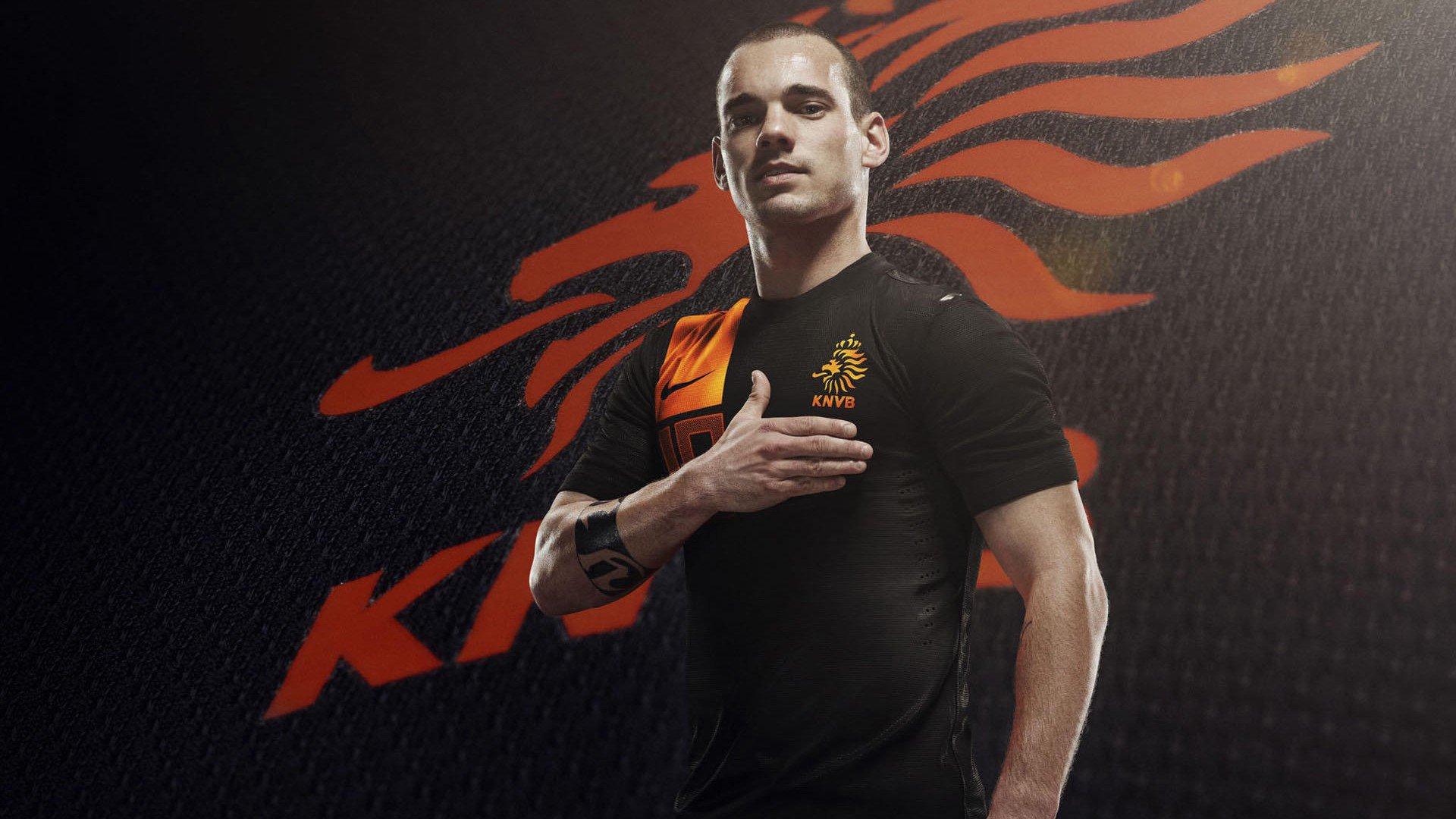 加纳乔点赞引猜测，切尔西悄然布局未来锋线引援