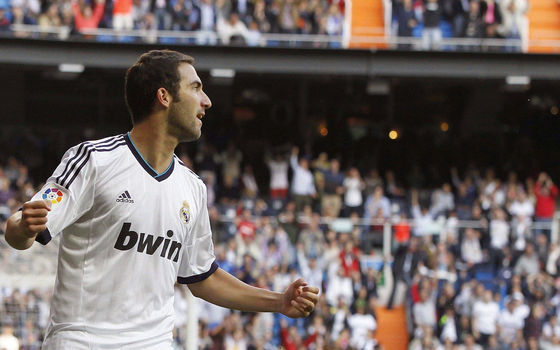 世俱杯半决赛，青春风暴席卷绿茵，皇家马德里力克开罗国民晋级决赛